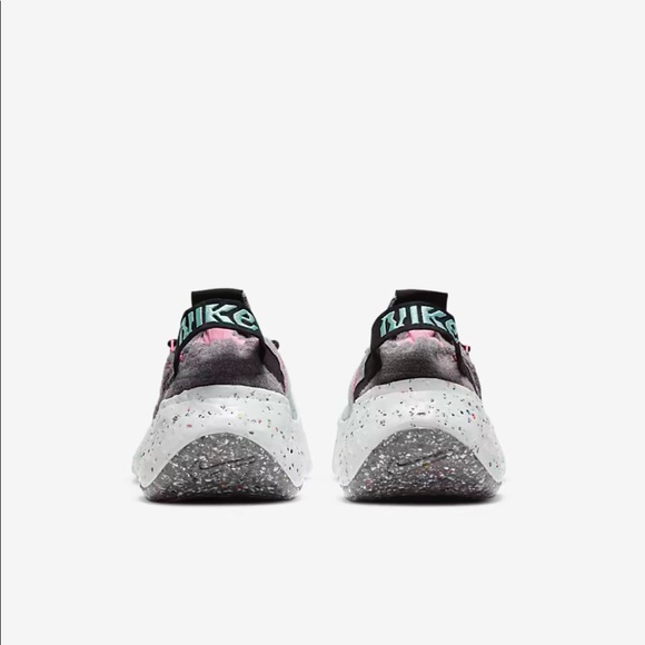 Nike • Space Hippie 04 - Picture 4 of 13